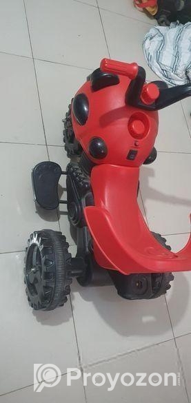 খেলনা গাড়ি