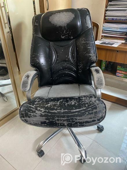 Rocking Chair Sell Post