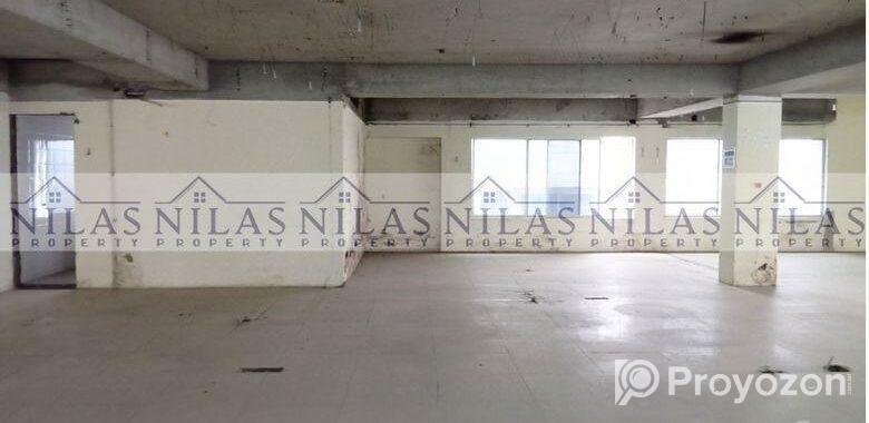 1st Floor 5000 & 10000 Sft Commercial Space