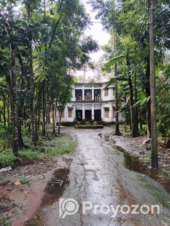 Commercial land for sale