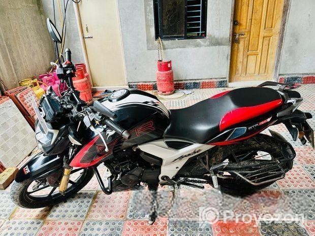 TVS Apache RTR 160 . 2021