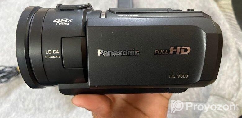 48x Zoom Video Camera. HC -V800