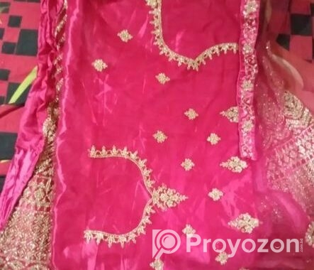 লেহেঙ্গা বিক্রি হবে