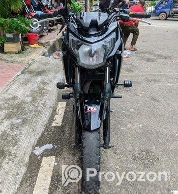 TVS Apache RTR 160 4v 2021