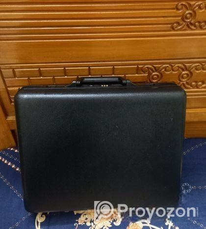 Echolac Excel Briefcase