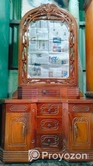 কাঁঠাল কাট এর এই ড্রেসিং টেবিল টি বিক্রি করা হবে