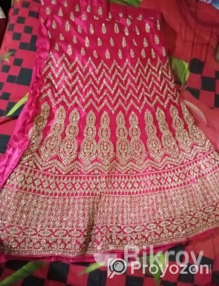 লেহেঙ্গা বিক্রি হবে