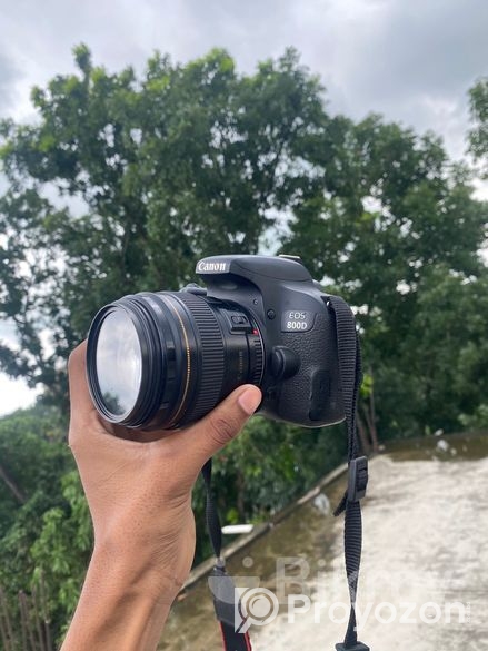 Canon 800d