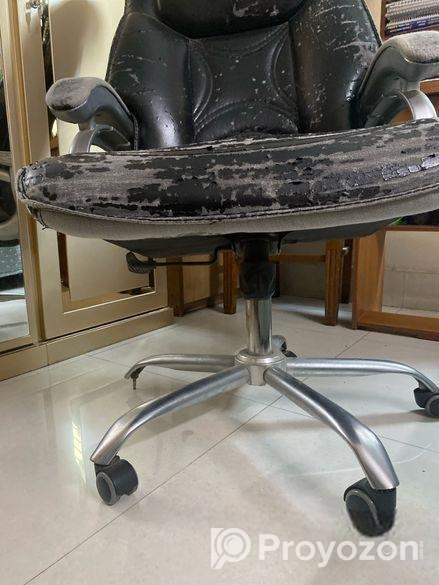 Rocking Chair Sell Post