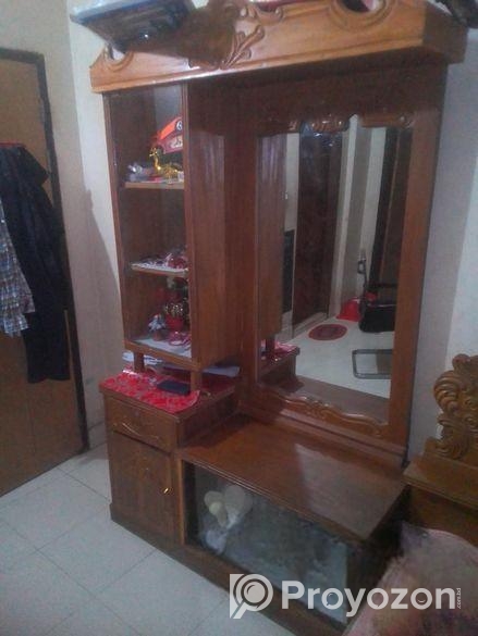 সেগুন কাঠের ভালো মানের ড্রেসিং টেবিল