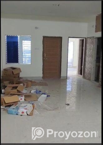 শান্ত পরিবেশে, ছিমছাম ফ্ল্যাট আপনার জন্য!