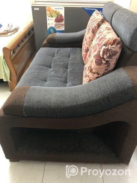 Sofa comfortable (2 seater)