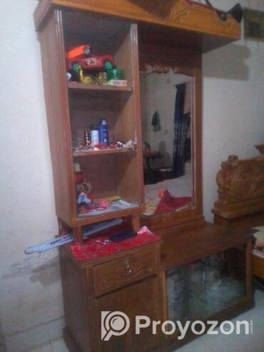 সেগুন কাঠের ভালো মানের ড্রেসিং টেবিল