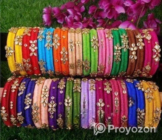 আকর্ষণীয় হ্যান্ডমেড চুরি