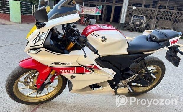 Yamaha R15 V4 indo wgp edition 2022