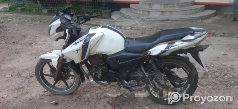TVS Apache RTR garita onek valo 2010
