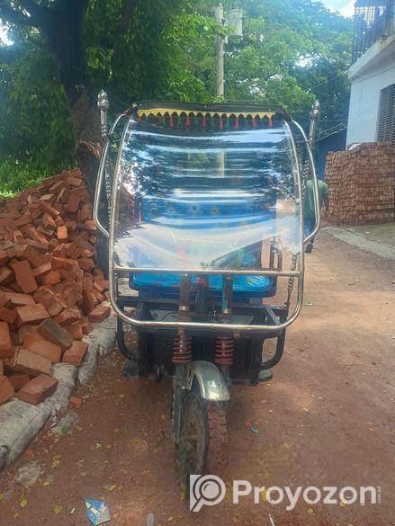 একটি রানিং মিশুক গাড়ি বিক্রি করা হবে।