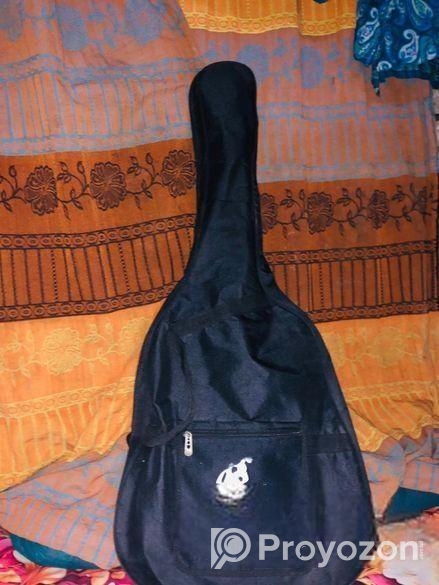 গিটার বিক্রি করা হবে