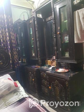 Dressing table & furniture