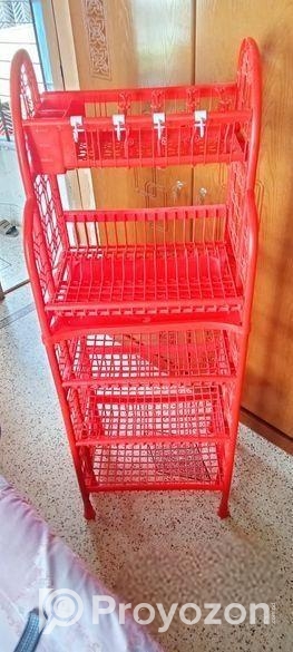 লাল রঙের ট্রে সহ ক্লাসিক কুইন কিচেন র‍্যাক