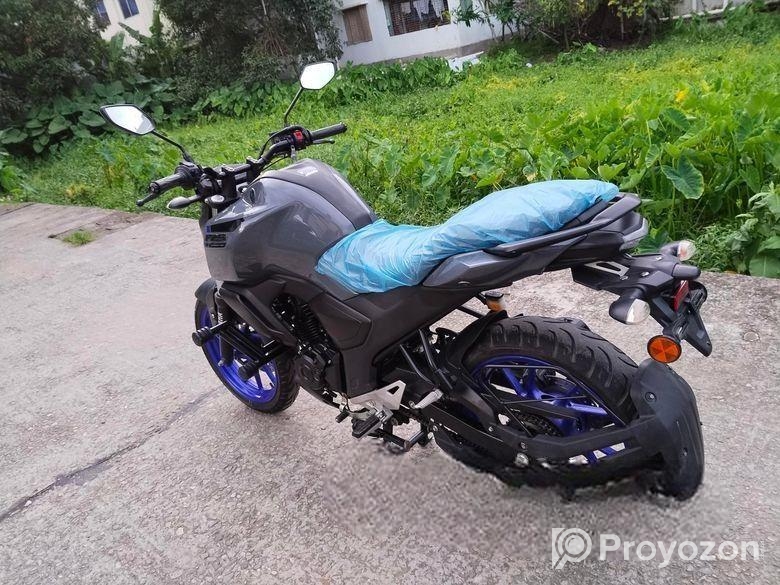 Yamaha FZS V3 Fi Abs Bs6 ডিলাক্স 2024
