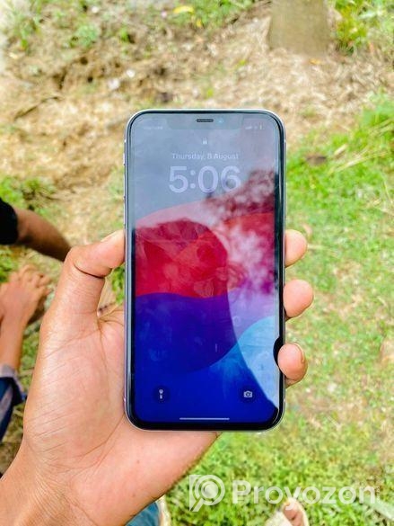 Apple iPhone 11 ব্যবহৃত (Used)