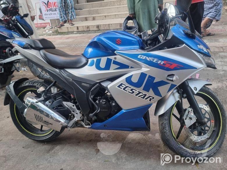 Suzuki Gixxer SF . 2021