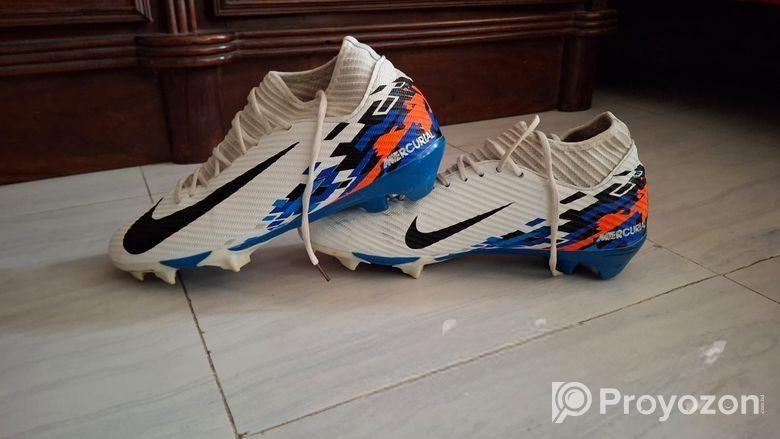 Nike Mercurial Boot