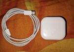 IPHONE original 20W charger