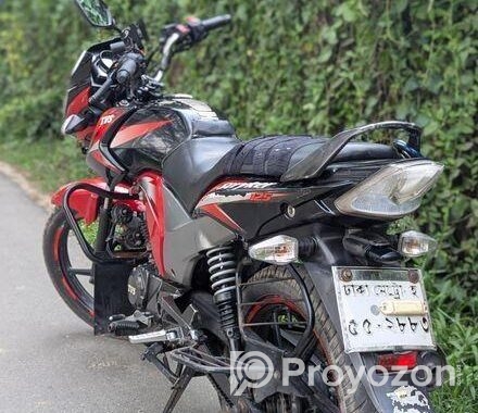 TVS Stryker . 2018