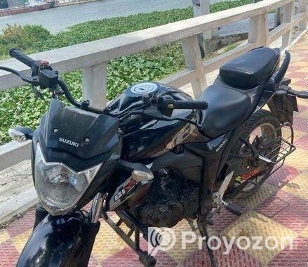Suzuki Gixxer Monotone Motorbik 2019