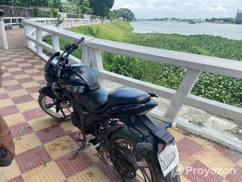 Suzuki Gixxer Monotone Motorbik 2019