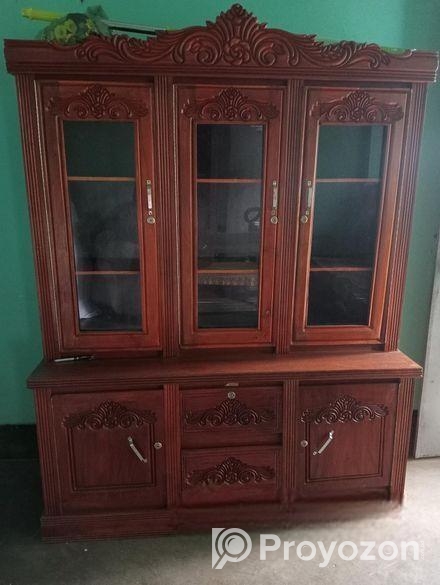 শোকেস বিক্রি হবে