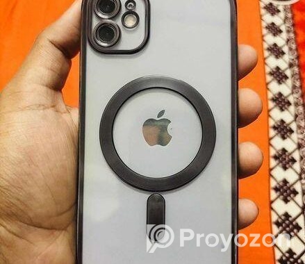 Apple iPhone 11 . (Used)