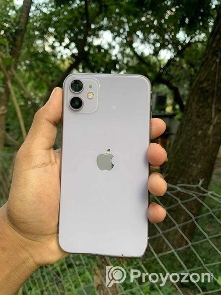 Apple iPhone 11 . (Used)