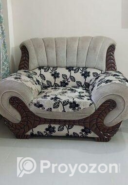 সোফা বিক্রি করা হবে