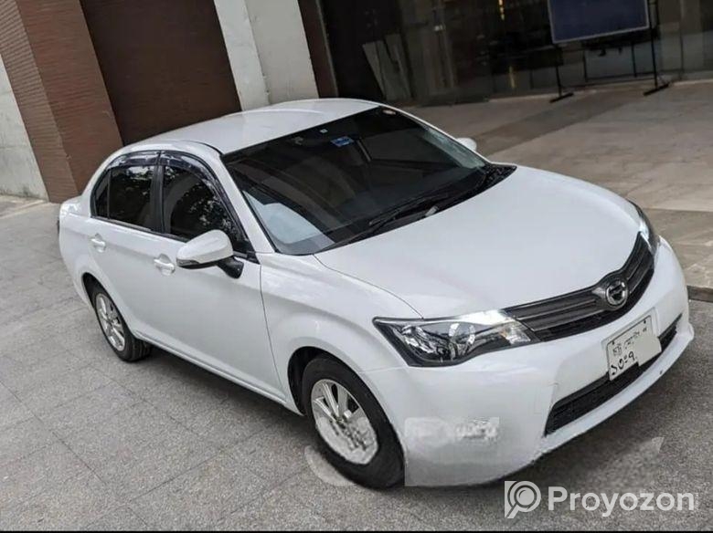 Toyota Axio X Hid Selection 2013