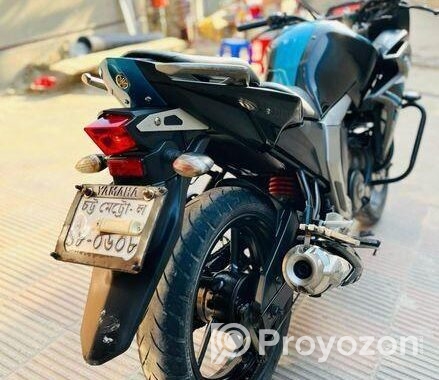 Yamaha Fazer 2022