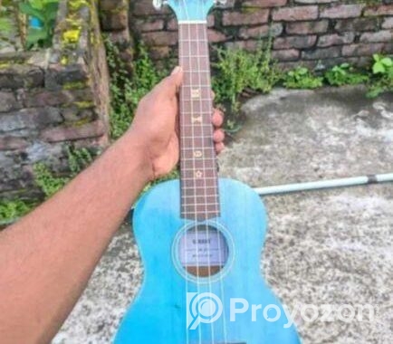 Yamaha Ukulele