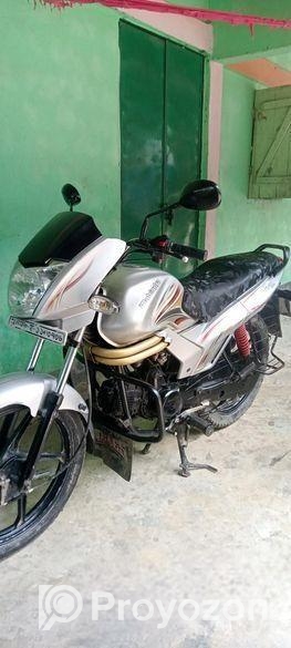 Mahindra Centuro 2017