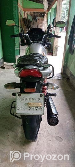 Mahindra Centuro 2017