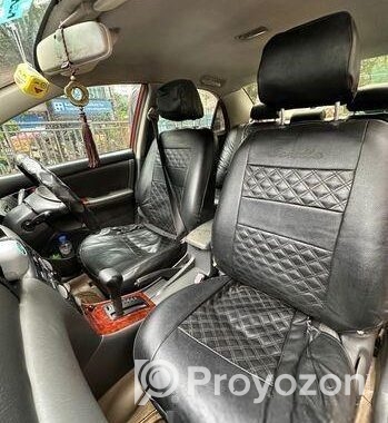 Toyota Corolla . 2003