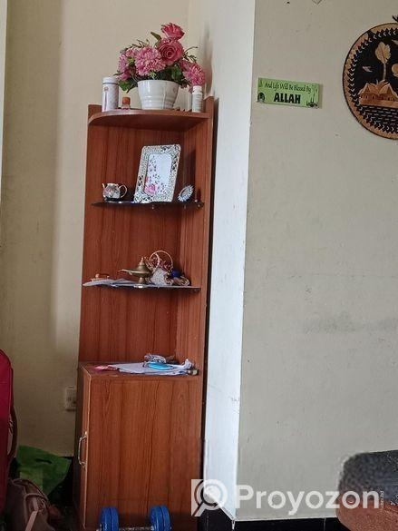 একটি কর্নার সেলফ