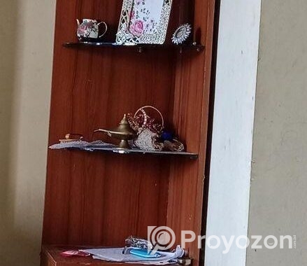 একটি কর্নার সেলফ