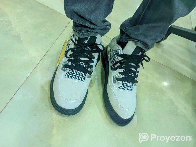 ৪২ সাইজ,, জডান ৪ জুতা