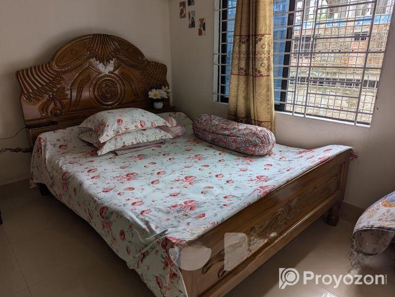 Urgent sell of a Double bed. wooden