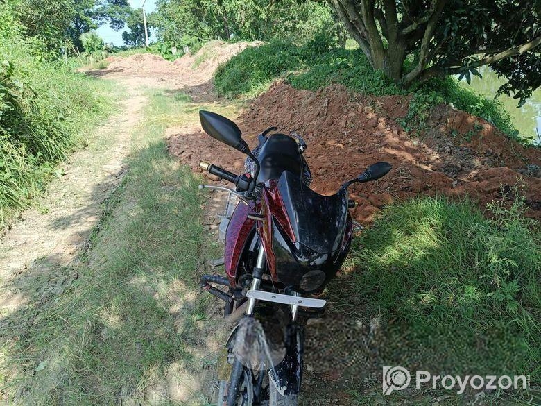 TVS Apache RTR 160 . 2018