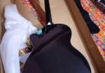 Guiter sell Post