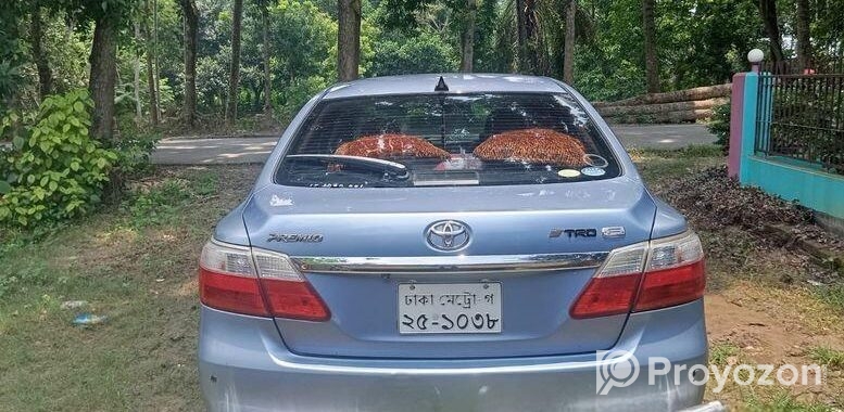 Toyota Premio . 2007