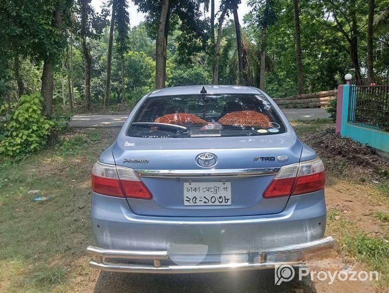 Toyota Premio . 2007